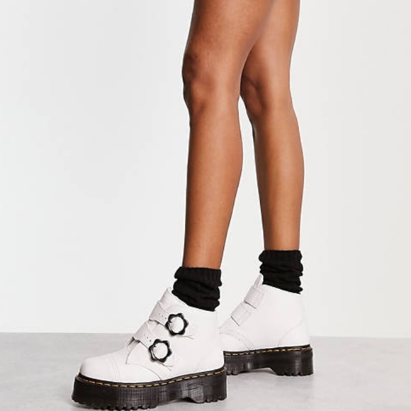 NIB DR. MARTENS Devon Flower Buckle White Leather Platform Boots Various Sizes - Picture 3 of 15